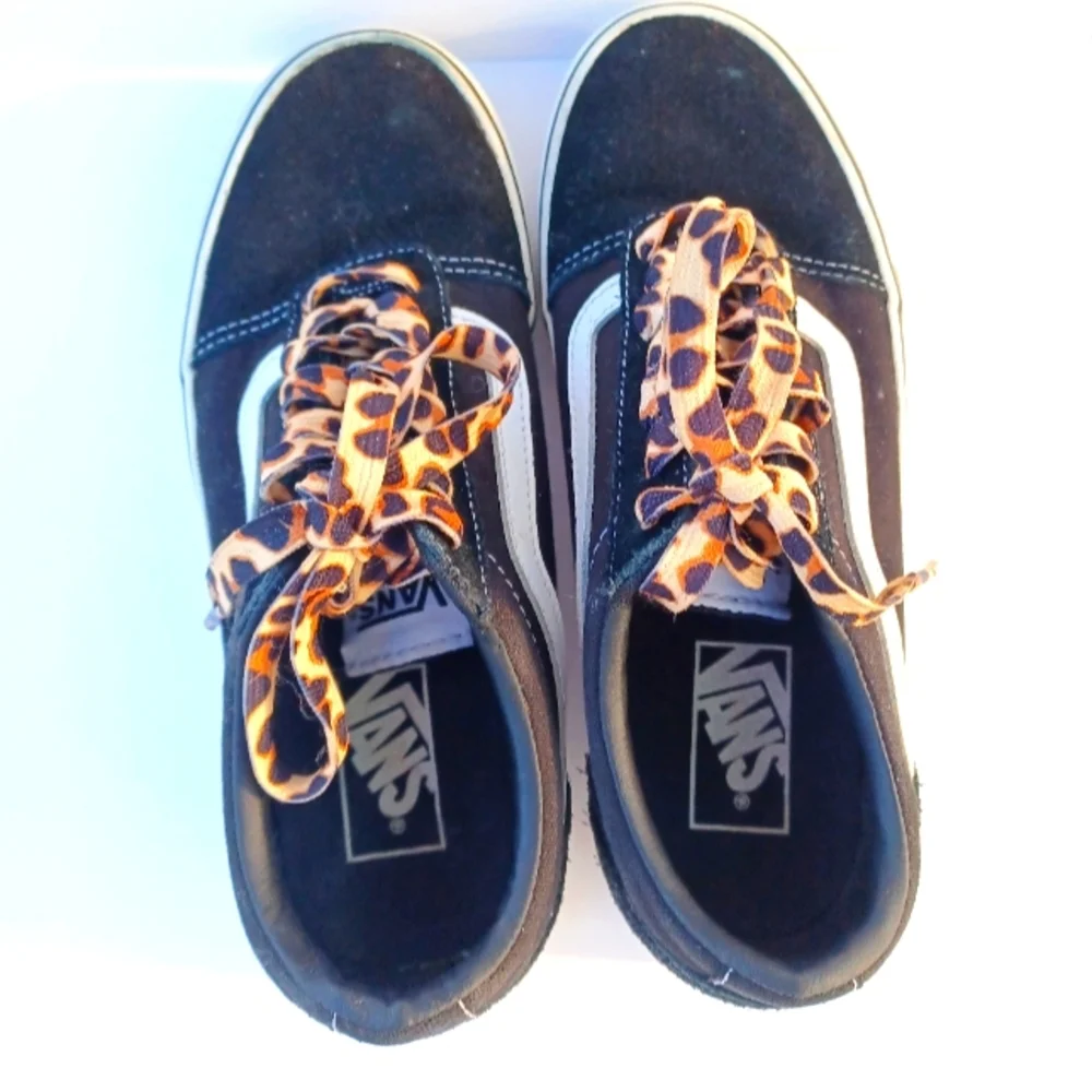 Vans‎ 7 Mens Canvas Old Skool WARD Suede Black White sneakers with Leopard Laces